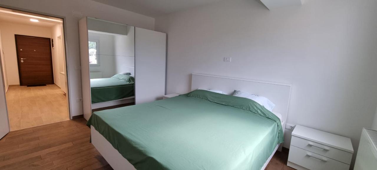 Svir Skyline Apartment No 39 โอครีด ภายนอก รูปภาพ