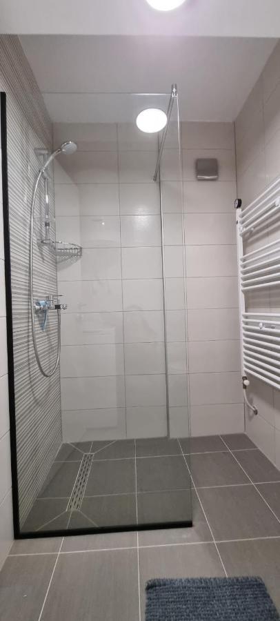 Svir Skyline Apartment No 39 โอครีด ภายนอก รูปภาพ